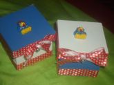 CAIXA MDF GALINHA PINTADINHA BISCUIT E CETIM IMPORTADO